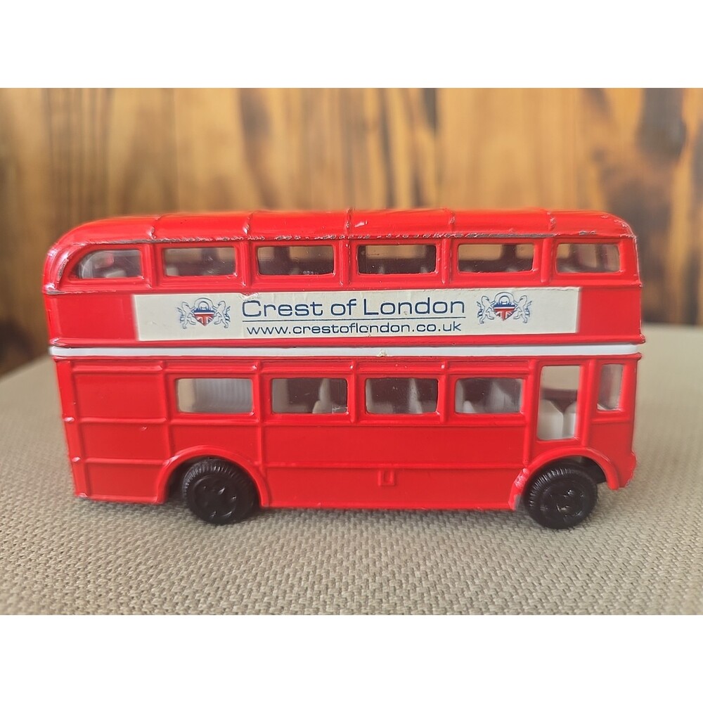 Die-cast Metal & Plastic London Double-Decker Bus Crest of London 1:64